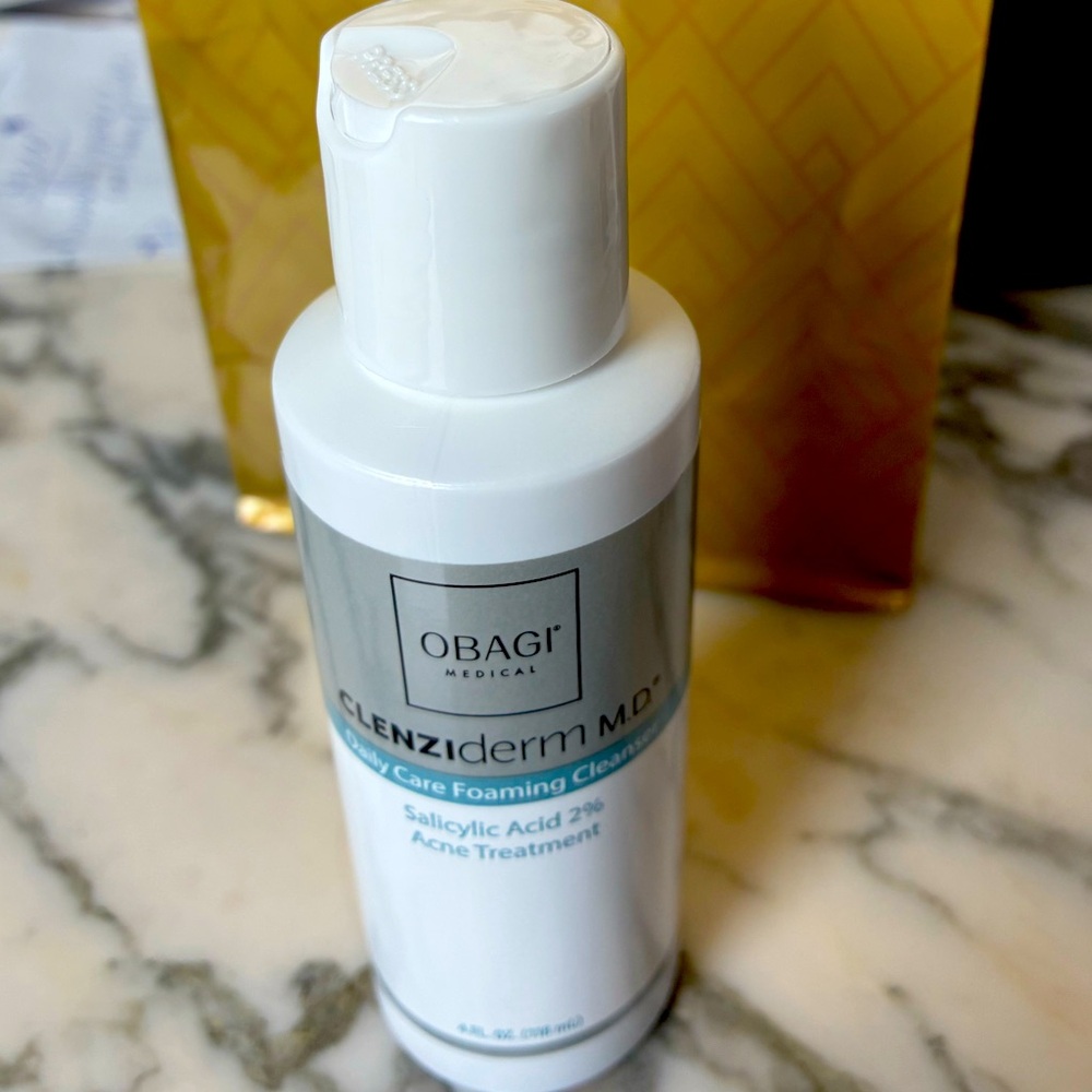 Obagi CLENZIderm M.D. Daily Care Foaming Cleanser - White